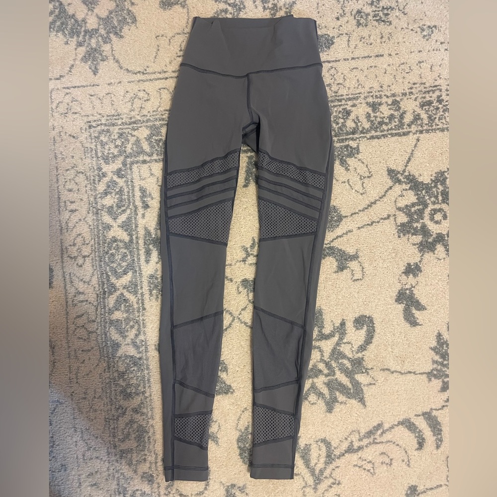 Lululemon Wunder Under High-Rise Mix & Mesh 28” - Size 4